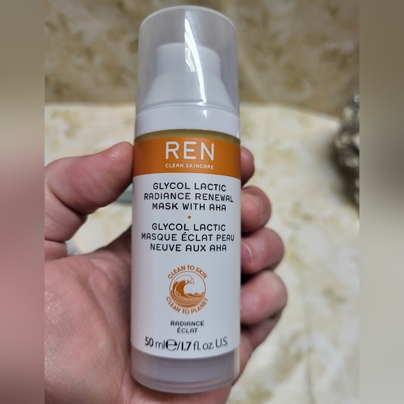 REN Glycol Lactic Radiance Renewal Mask, NIB - Picture 7 of 9